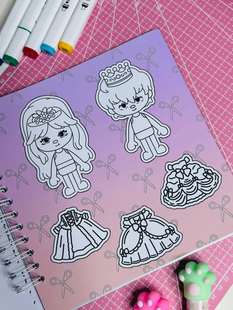 Toca Princess & Prince Coloring Book – 6 Scenes, 12 Pages to Color + 3 Pages of Toca Characters, Outfits & Accessories
