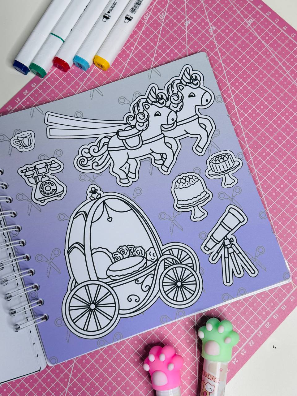 Toca Princess & Prince Coloring Book – 6 Scenes, 12 Pages to Color + 3 Pages of Toca Characters, Outfits & Accessories